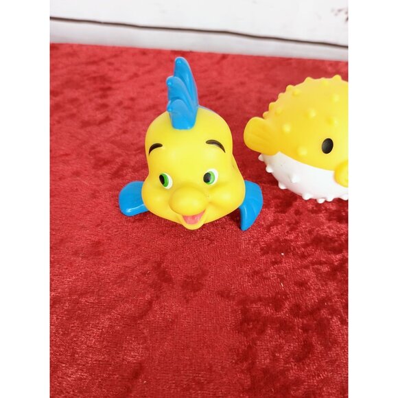 Set Of 3 Vinyl Animal Bath Toys Featuring Flounder Fish Yellow Pufferfish & Blue - Picture 3 of 5